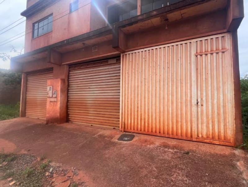 Foto 3 de 8: Terreno em leilão em Padre Bernardo - GO — LOTE 001 Terreno urbano com ou sem benfeitoria
