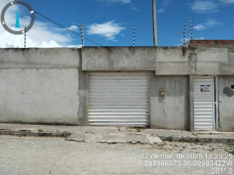 Casa em leilão em Caruaru - PE — LOTE 166 IMOVEL