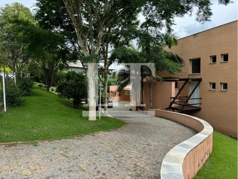 Foto 1 de 14: Casa em leilão em Ibiúna - SP, bairro Recreio — LOTE 001 Casa - 1600m² - São Roque/SP