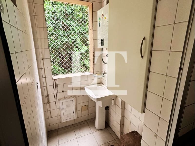 Foto 10 de 38: Apartamento em leilão em São Paulo - SP, bairro Indianópolis — LOTE 001 Apartamento 74m², 2 Quartos e 1 Vaga