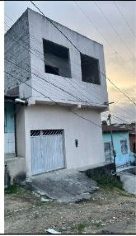 Casa em leilão em Eunápolis - BA, bairro Pequi — LOTE 015 Casa