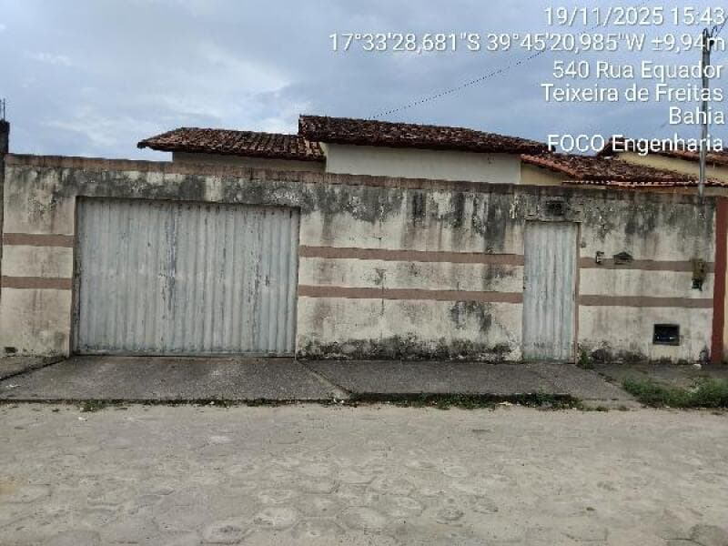 Casa em leilão em Teixeira De Freitas - BA, bairro Liberdade Sul — LOTE 035 Casa