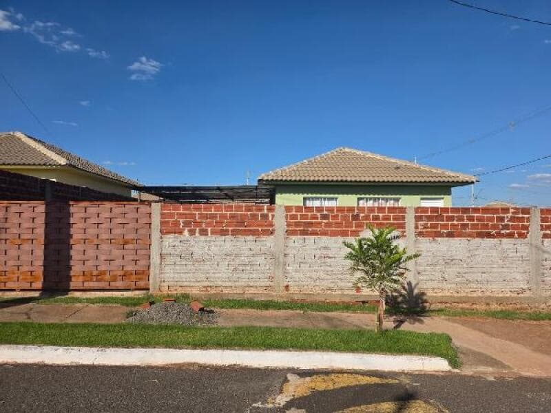 Casa em leilão em Atalaia - PR — LOTE 243 Casa