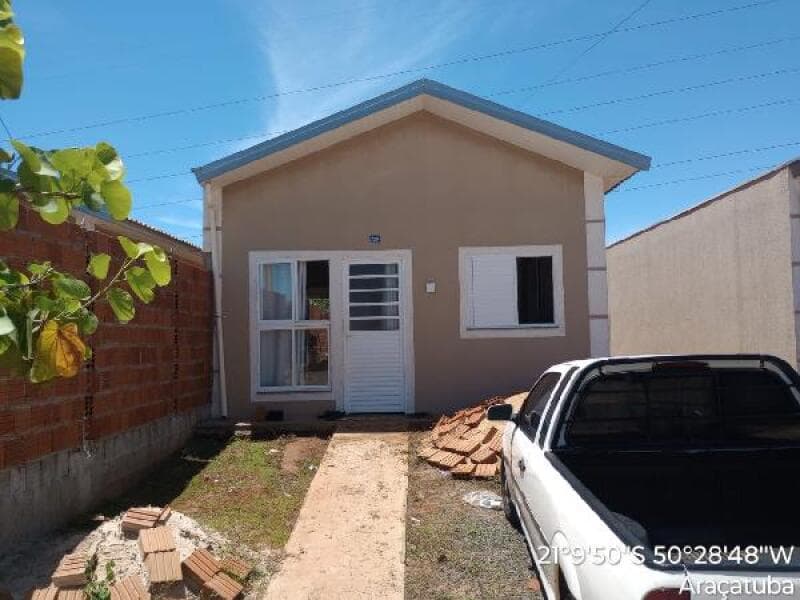 Casa em leilão em Araçatuba - SP — LOTE 449 Casa