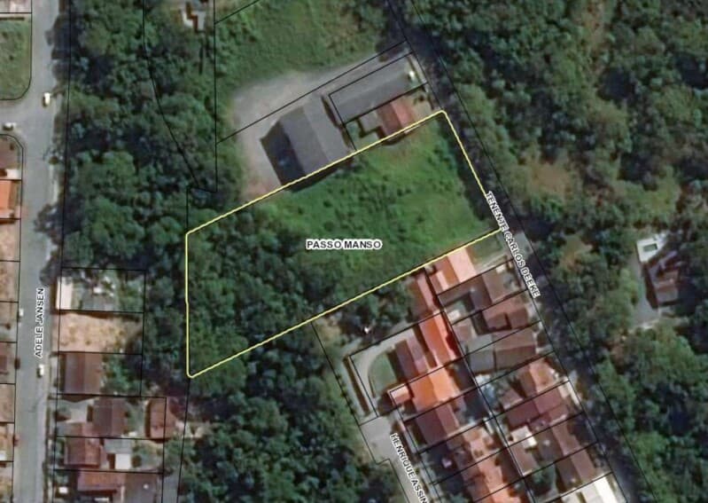 Foto 1 de 4: Terreno em leilão em Blumenau - SC — LOTE 001 Terreno na rua Tenente Carlos Deeke com 5.000,30m2 (Blumenau/SC)