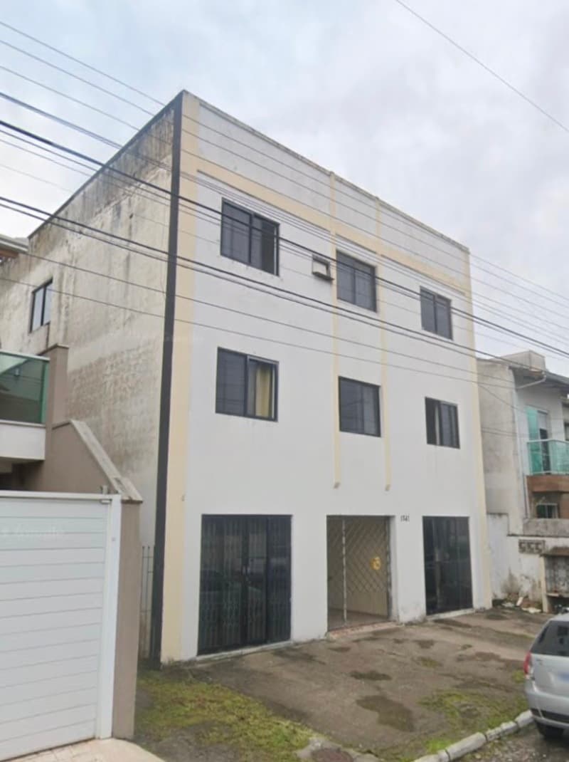 Comercial em leilão em Balneário Camboriú - SC — LOTE 001 PRÉDIO EM BALNEÁRIO CAMBORIÚ/SC