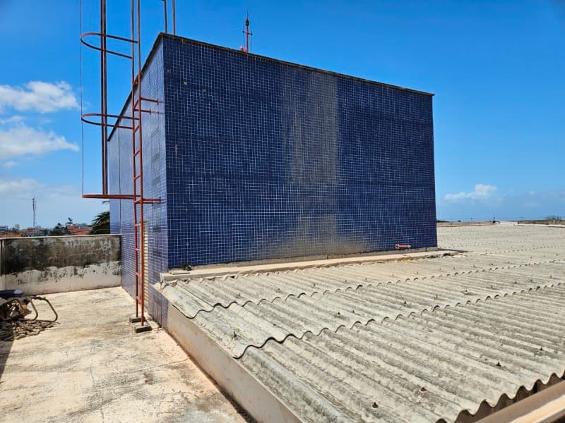 Foto 33 de 34: Comercial em leilão em São Luís - MA — LOTE 001 Prédio comercial no Calhau, São Luís/MA com área construída de 1.215,05 m²