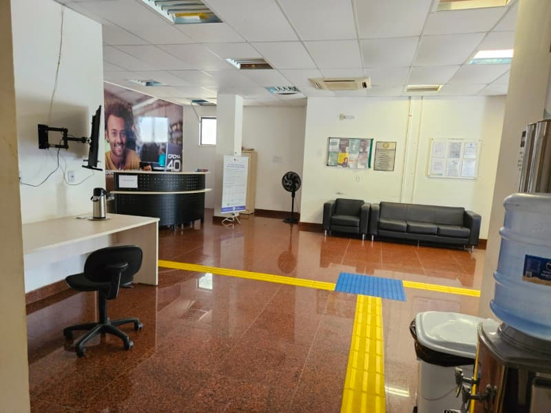 Foto 25 de 34: Comercial em leilão em São Luís - MA — LOTE 001 Prédio comercial no Calhau, São Luís/MA com área construída de 1.215,05 m²