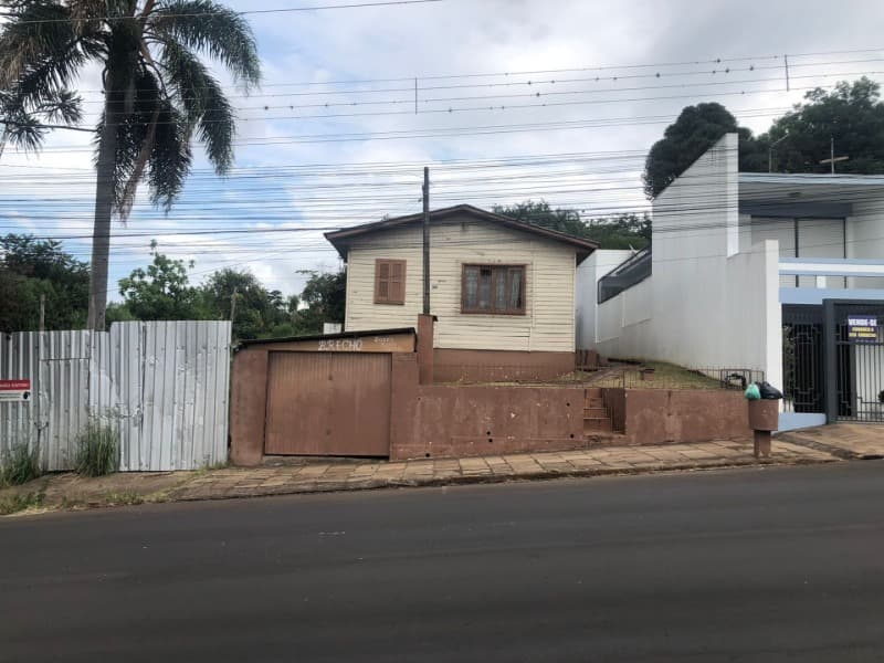 Foto 7 de 9: Terreno em leilão em Passo Fundo - RS, bairro Centro — LOTE 002 UM TERRENO URBANO, com a área superficial de 566,50m² + Benfeitoria em PASSO FUNDO/RS
