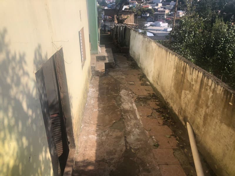 Foto 14 de 24: Terreno em leilão em Erechim - RS, bairro São Cristóvão — LOTE 006 LOTE URBANO Nº 07, de Parte do Setor “C”, da Vila Operária, com área de 703,28m², em ERECHI