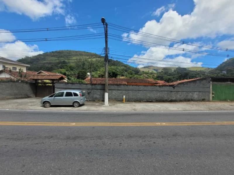 Foto 3 de 8: Casa em leilão em Petrópolis - RJ, bairro Pedro do Rio — Casa - Petrópolis - RJ