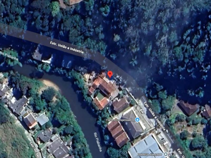 Foto 6 de 8: Casa em leilão em Petrópolis - RJ, bairro Pedro do Rio — Casa - Petrópolis - RJ