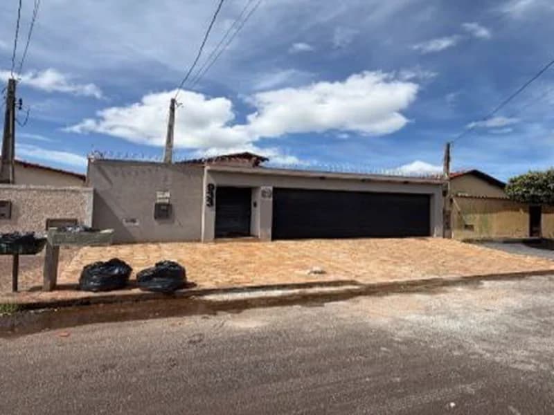 Foto 2 de 7: Casa em leilão em Ituiutaba - MG, bairro Setor Sul — Casa - Ituiutaba - MG