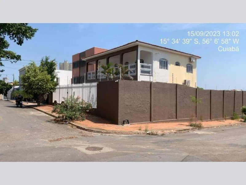 Foto 9 de 62: Casa em leilão em Cuiabá - MT, bairro Jardim Mariana — Casa - Cuiabá - MT