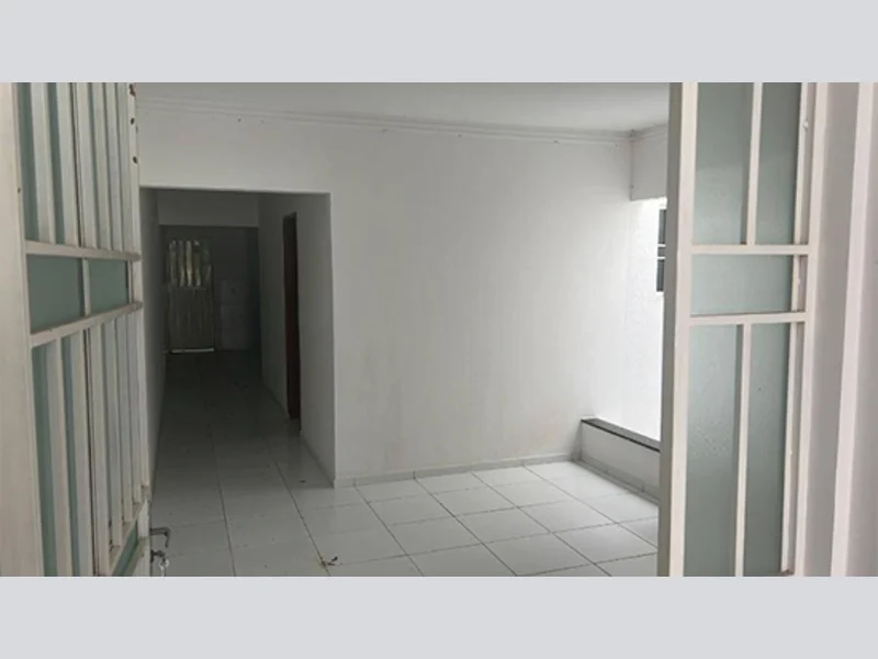 Foto 6 de 26: Casa em leilão em Patos - PB, bairro Monte Castelo — Casa - Patos - PB