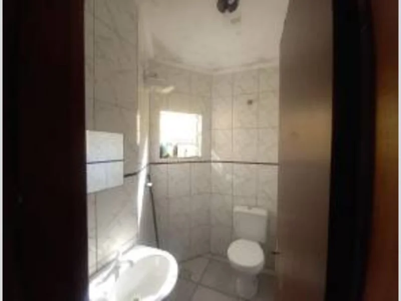 Foto 10 de 15: Casa em leilão em Suzano - SP, bairro Recreio Sertãozinho — Casa - Suzano - SP