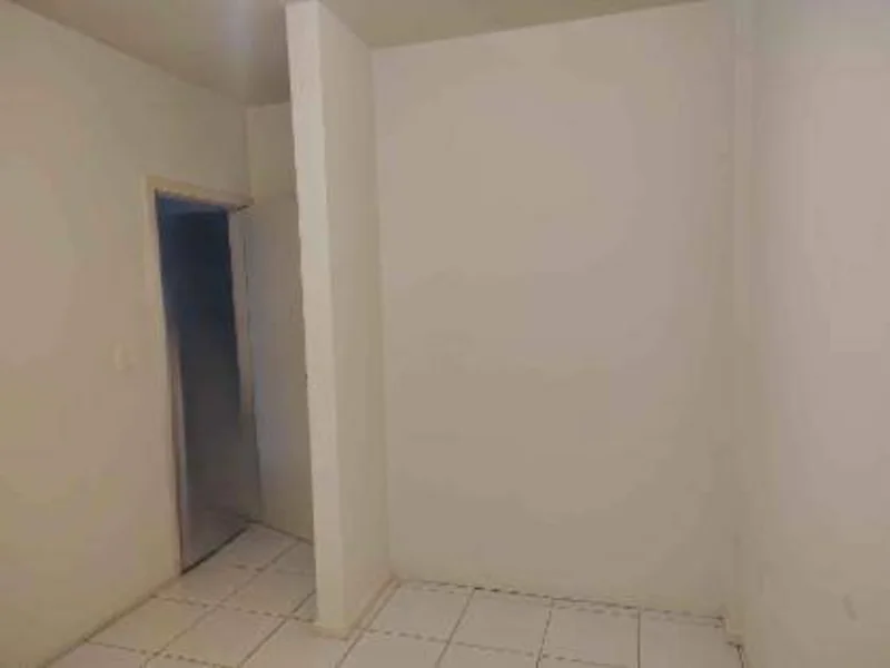 Foto 6 de 13: Apartamento em leilão em Arapongas - PR, bairro Vila Cascata — Apartamento - Arapongas - PR