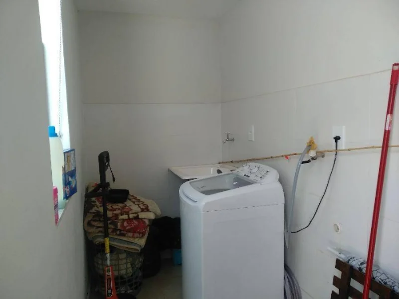 Foto 12 de 24: Casa em leilão em Varginha - MG, bairro Santa Luzia — Casa - Varginha - MG