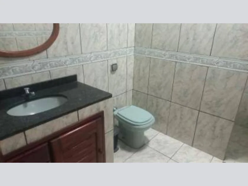 Foto 4 de 15: Casa em leilão em Paraty - RJ, bairro Loteamento Parque Independencia — Casa - Araruama - RJ