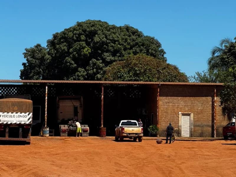 Foto 5 de 6: Comercial em leilão em Querência - MT, bairro Setor Industrial Ii — Prédio - Querência - MT