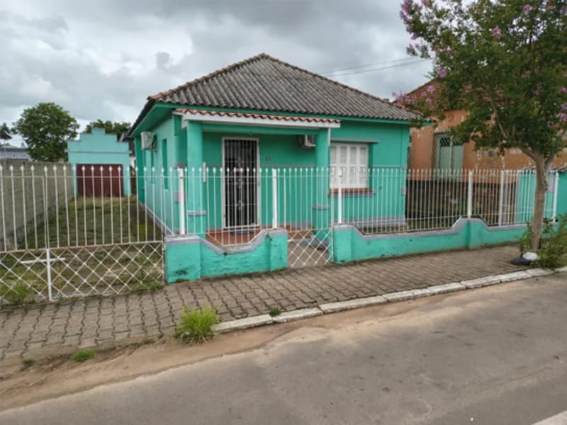 Foto 1 de 9: Casa em leilão em Camaquã - RS, bairro Centro — Casa - Camaquã - RS