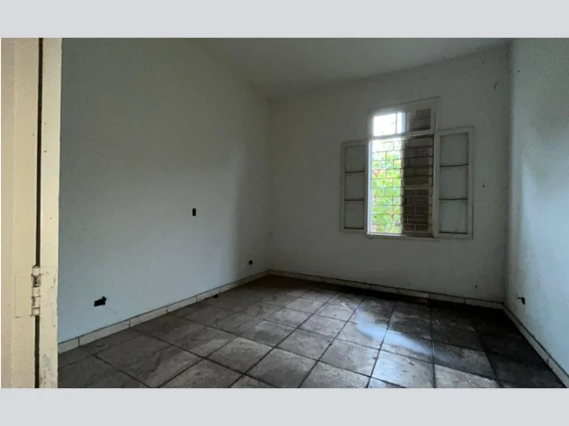 Foto 4 de 17: Casa em leilão em Salto - SP, bairro Centro — Casa - Salto - SP