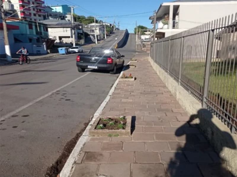 Foto 3 de 12: Terreno em leilão em Carlos Barbosa - RS, bairro Vila Nova — Terreno - Carlos Barbosa - RS