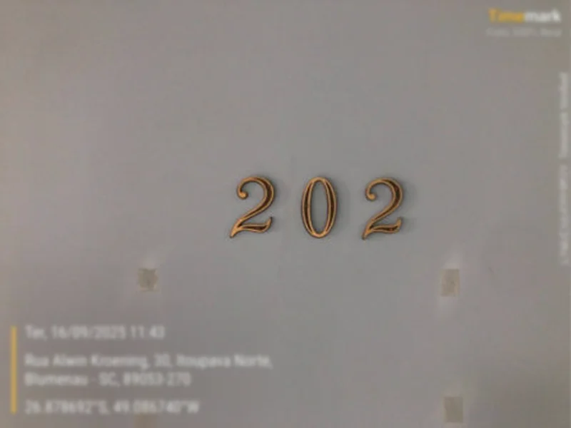 Foto 11 de 20: Comercial em leilão em Blumenau - SC, bairro Itoupava Norte — Sala - Blumenau - SC