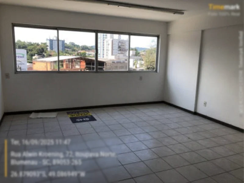 Foto 16 de 17: Comercial em leilão em Blumenau - SC, bairro Itoupava Norte — Sala - Blumenau - SC