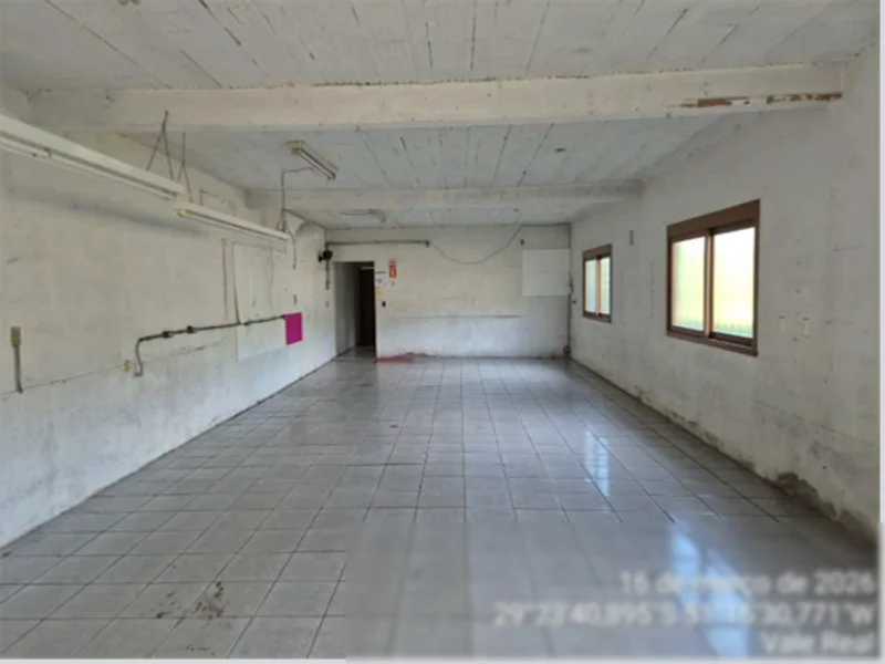 Foto 13 de 15: Comercial em leilão em Vale Real - RS, bairro Centro — Galpão - Vale Real - RS