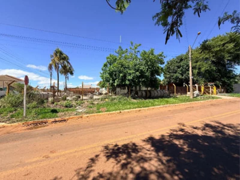 Foto 16 de 24: Comercial em leilão em Sonora - MS, bairro Centro — Prédio - Sonora - MS