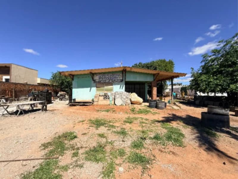 Foto 15 de 24: Comercial em leilão em Sonora - MS, bairro Centro — Prédio - Sonora - MS