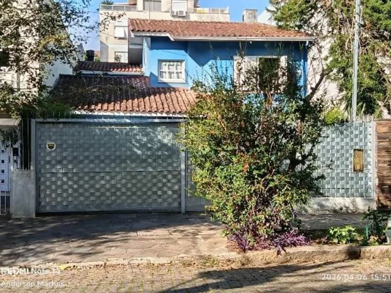 Foto 2 de 9: Casa em leilão em Porto Alegre - RS, bairro Higienópolis — Casa - Porto Alegre - RS