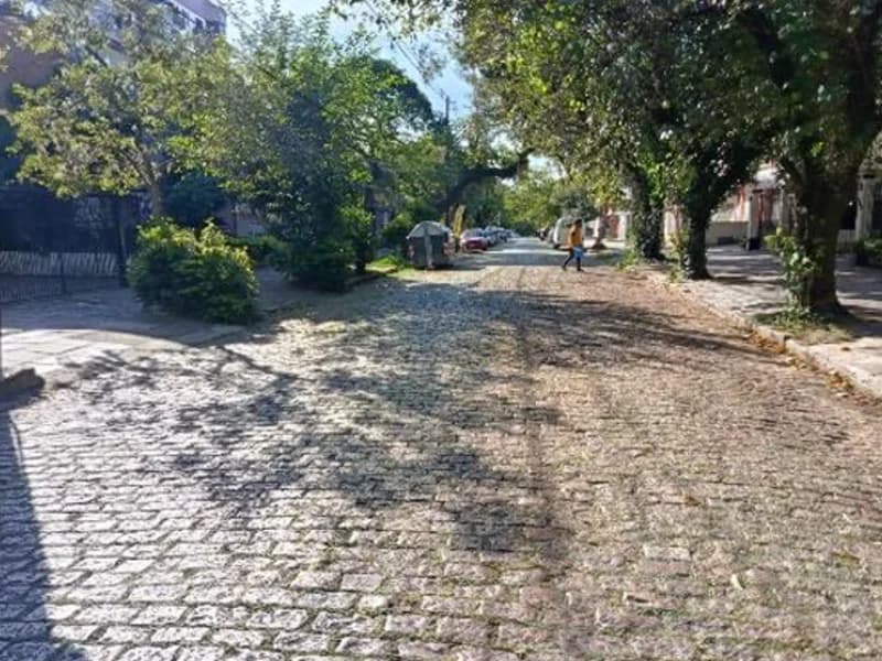 Foto 8 de 9: Casa em leilão em Porto Alegre - RS, bairro Higienópolis — Casa - Porto Alegre - RS