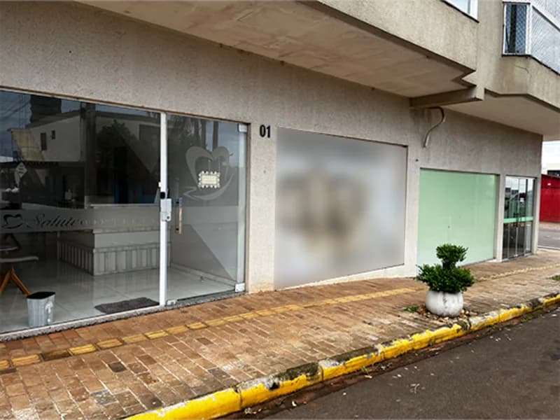 Foto 4 de 5: Comercial em leilão em Não-me-toque - RS, bairro Centro — Sala comercial - Não-me-toque - RS