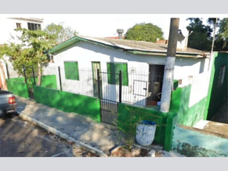 Foto 1 de 4: Casa em leilão em Alegrete - RS, bairro Tancredo Neves — Casa - Alegrete - RS