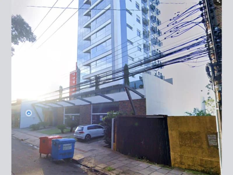 Foto 7 de 9: Comercial em leilão em Passo Fundo - RS, bairro Rodrigues — Sala - Passo Fundo - RS