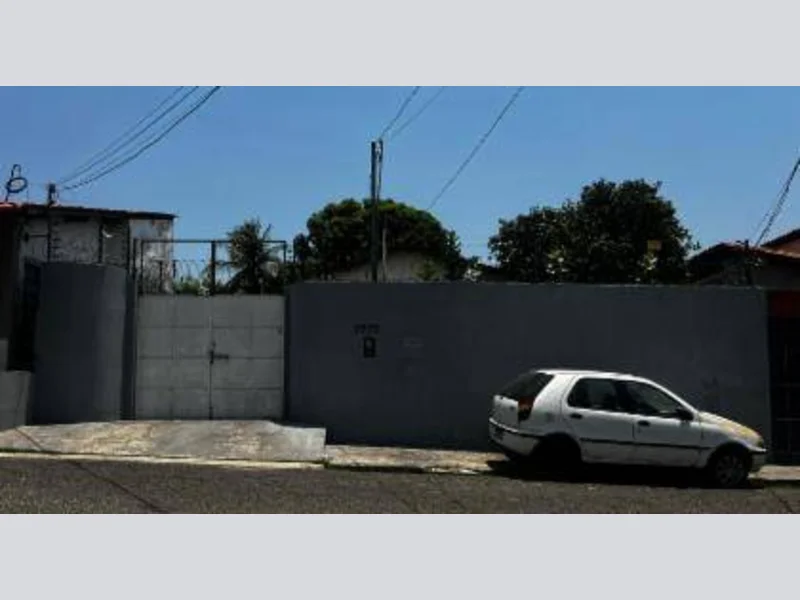 Foto 4 de 5: Casa em leilão em Teresina - PI, bairro Ilhotas — Casa - Teresina - PI