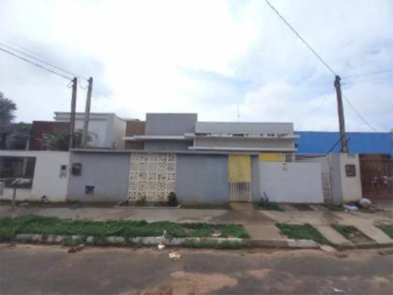 Foto 1 de 40: Casa em leilão em Nova Mutum - MT, bairro Lírios do Campo Ii — Casa - Nova Mutum - MT