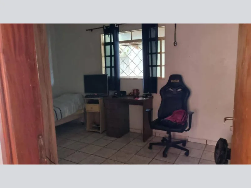 Foto 5 de 31: Casa em leilão em Iporá - GO, bairro São José — Casa - Iporá - GO