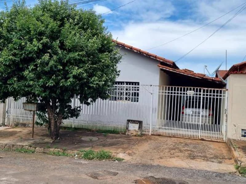 Foto 2 de 31: Casa em leilão em Iporá - GO, bairro São José — Casa - Iporá - GO