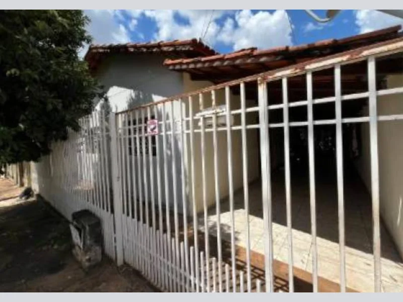 Foto 18 de 31: Casa em leilão em Iporá - GO, bairro São José — Casa - Iporá - GO