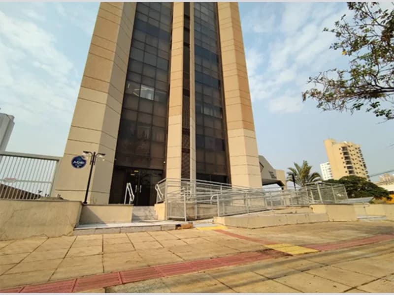 Foto 1 de 8: Comercial em leilão em Campo Grande - MS, bairro Centro — Sala - Campo Grande - MS