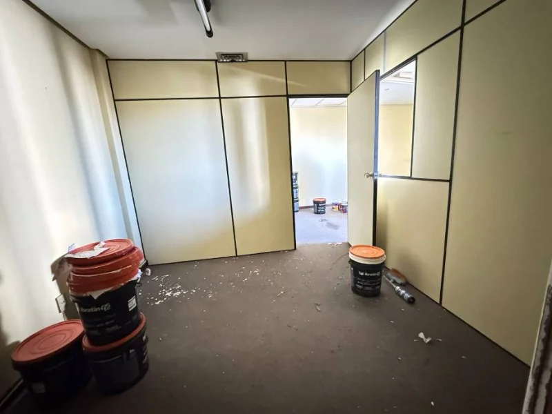 Foto 5 de 8: Comercial em leilão em Campo Grande - MS, bairro Centro — Sala - Campo Grande - MS