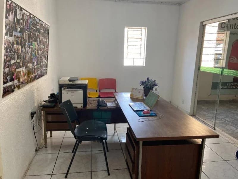 Foto 29 de 34: Comercial em leilão em Ponta Grossa - PR, bairro Centro — Sala comercial - Ponta Grossa - PR