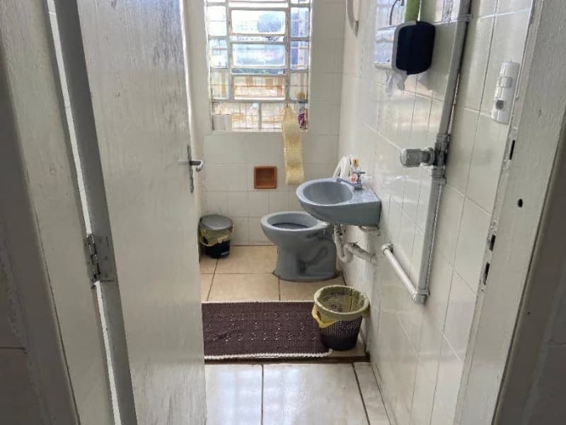 Foto 17 de 34: Comercial em leilão em Ponta Grossa - PR, bairro Centro — Sala comercial - Ponta Grossa - PR