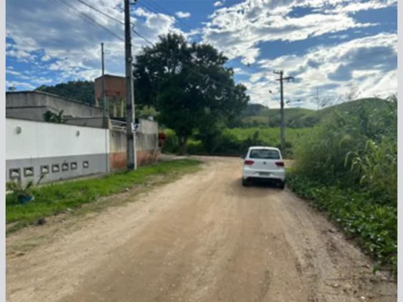 Foto 3 de 9: Casa em leilão em Rio Bonito - RJ, bairro Duas Barras — Casa - Rio Bonito - RJ