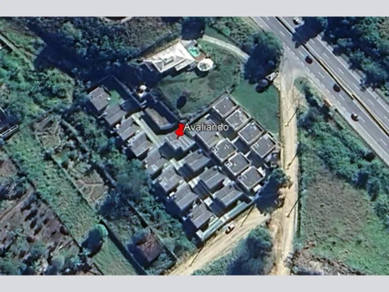Foto 2 de 9: Casa em leilão em Rio Bonito - RJ, bairro Duas Barras — Casa - Rio Bonito - RJ