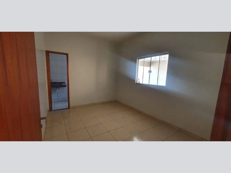 Foto 13 de 22: Casa em leilão em Santa Helena De Goiás - GO — Casa - Santa Helena de Goiás - GO