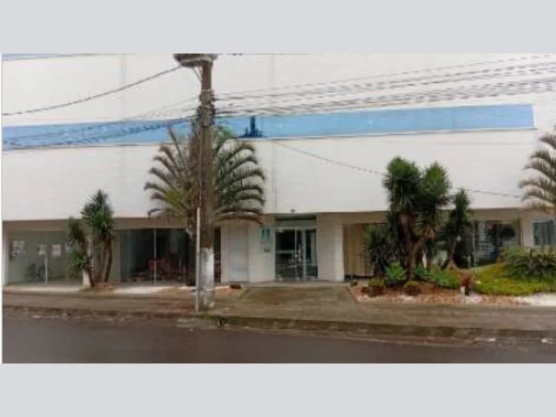 Foto 1 de 5: Comercial em leilão em Tramandaí - RS, bairro Centro — Loja - Tramandaí - RS